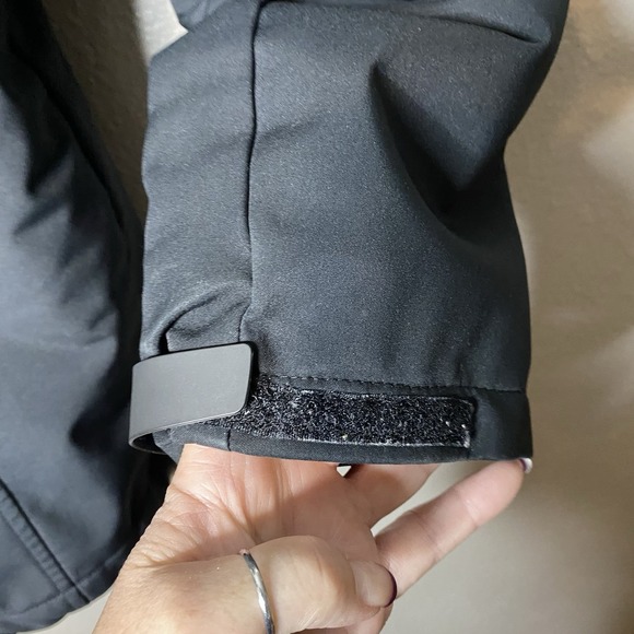 THE NORTH FACE WOMEN PRIMALOFT JACKET SIZE Medium black With Removable Hood - Picture 3 of 9